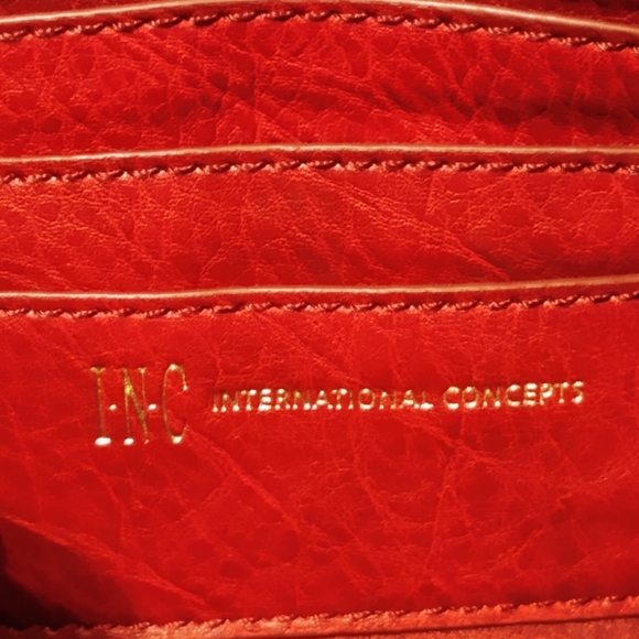Elegant Red Leather Clutch - Picture 5 of 8